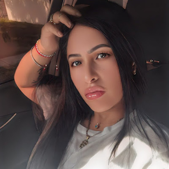 Meet your Posher, Mabel - Picture 1 of 1